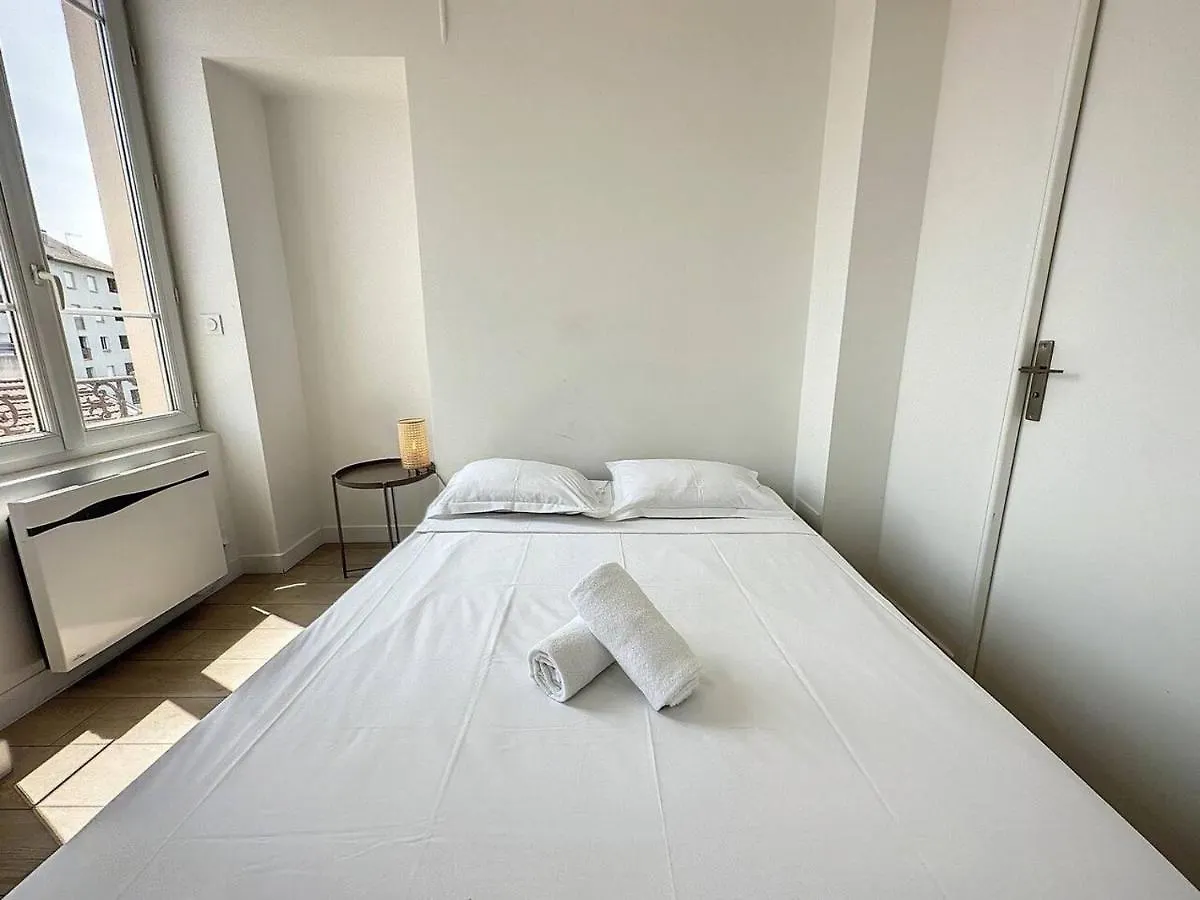 Cosy Appt Part Dieu Felix 3 Lyon Apartman